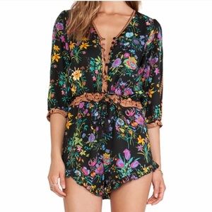 Spell Gypsy Collective Romper Floral Shorts Small
